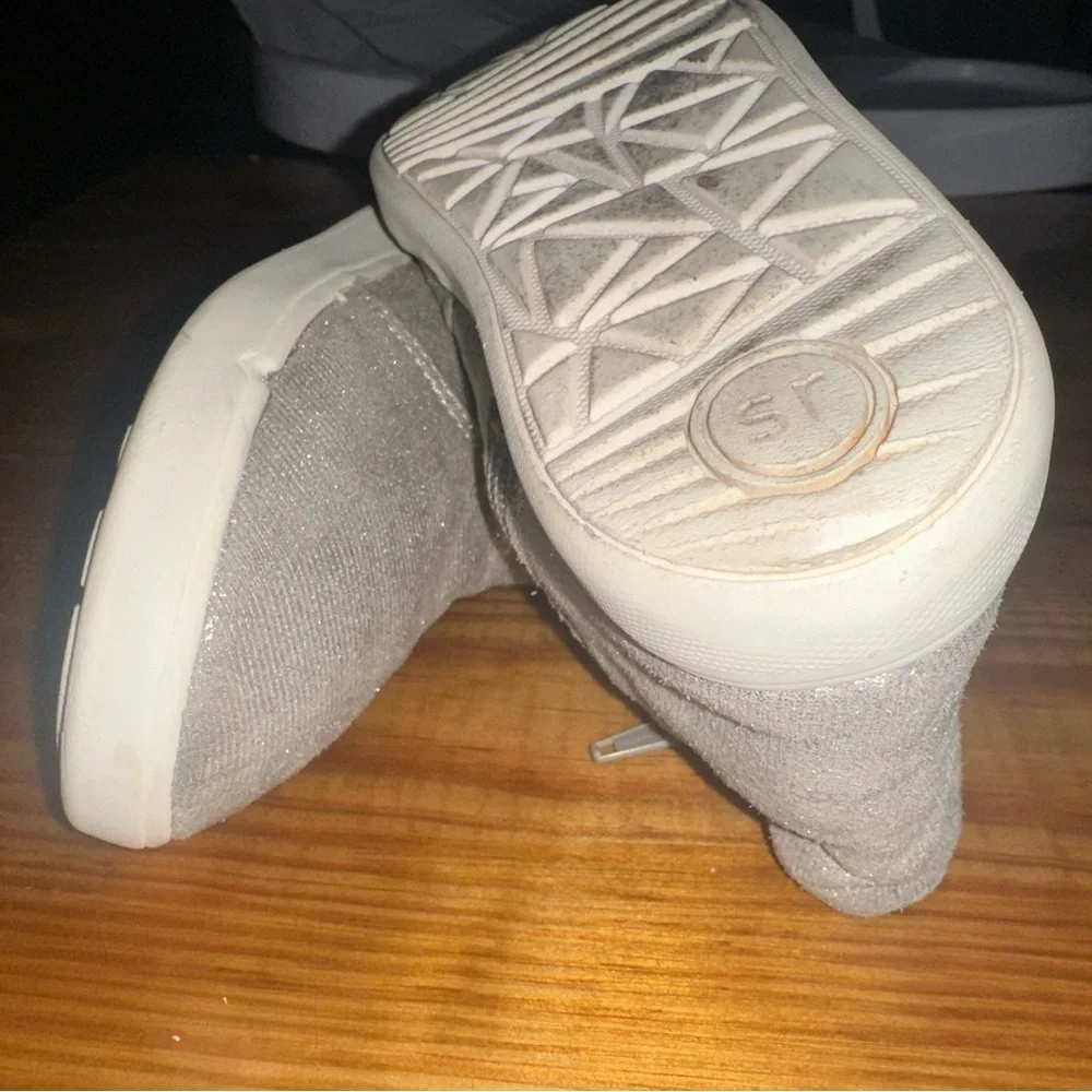 Stride Rite Sparkly Silver Kids Shoes with Pink Lining